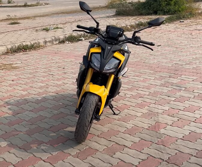 TVS Apache RTR 310 Black