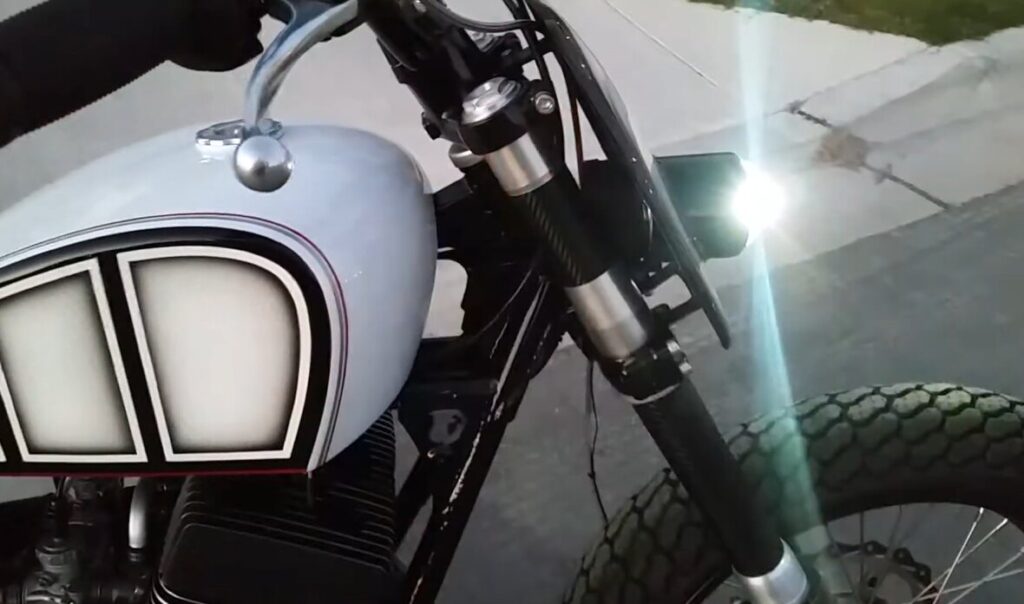 Yamaha RD400-based Tracker