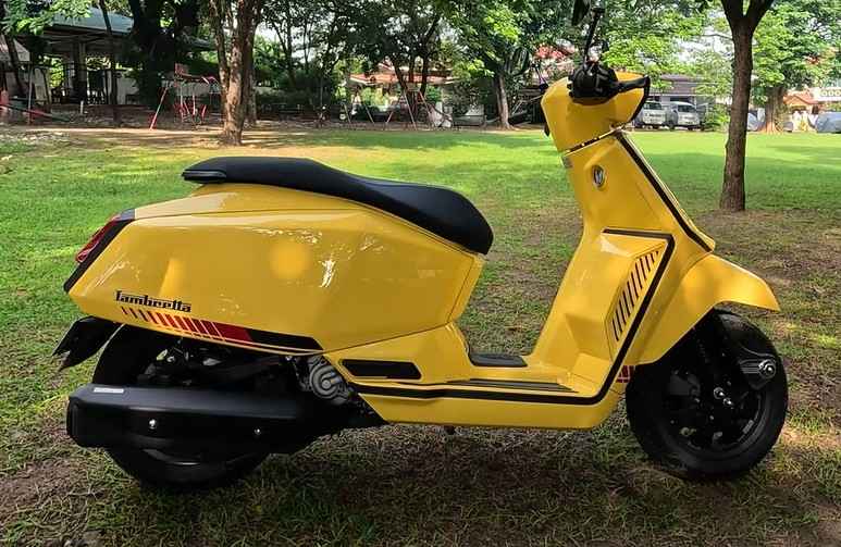  Lambretta V200 Special 