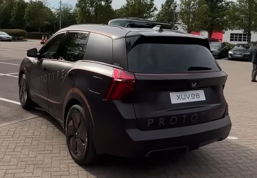 Mahindra XUV.e8