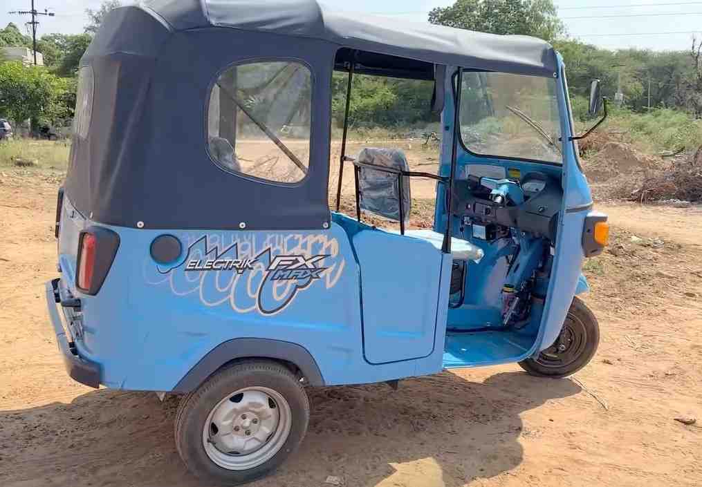 Piaggio Ape E-City 