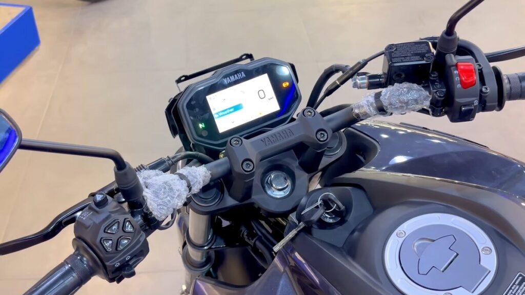  Yamaha FZ-S FI 