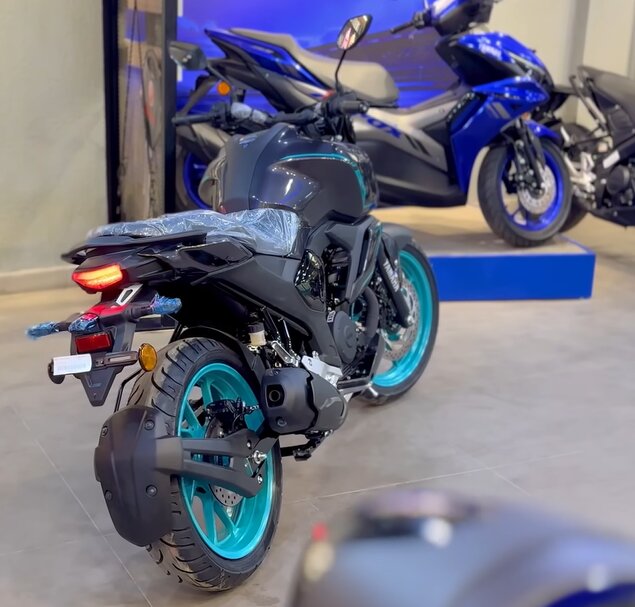 Yamaha FZ-S FI