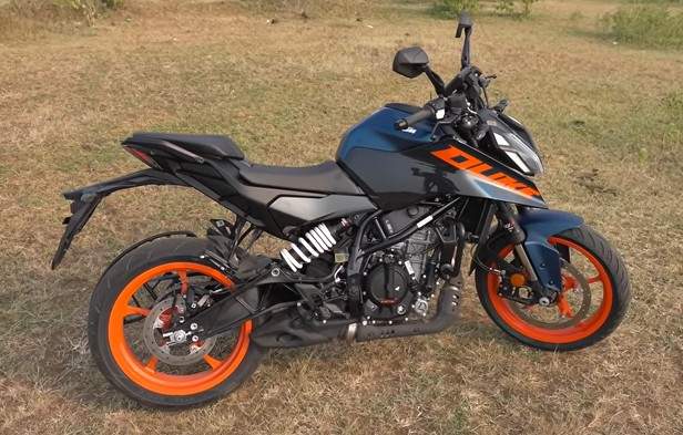 KTM Duke Series