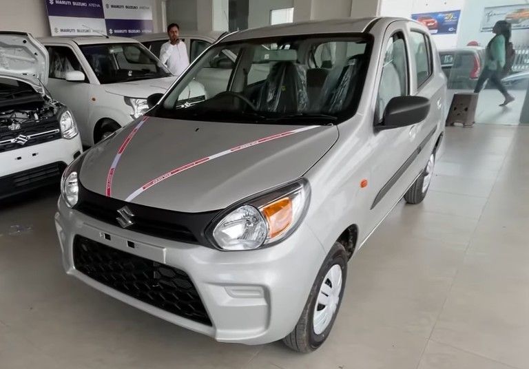 Alto 800 2025