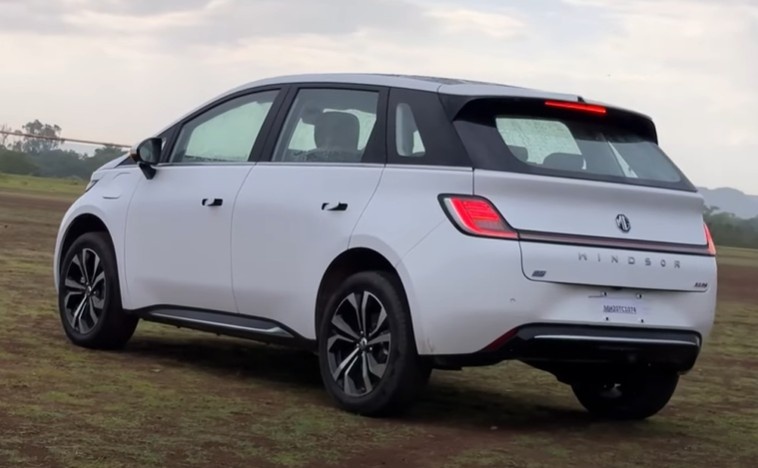  MG Windsor EV Pro 