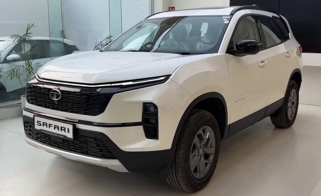 Tata Safari on road price 