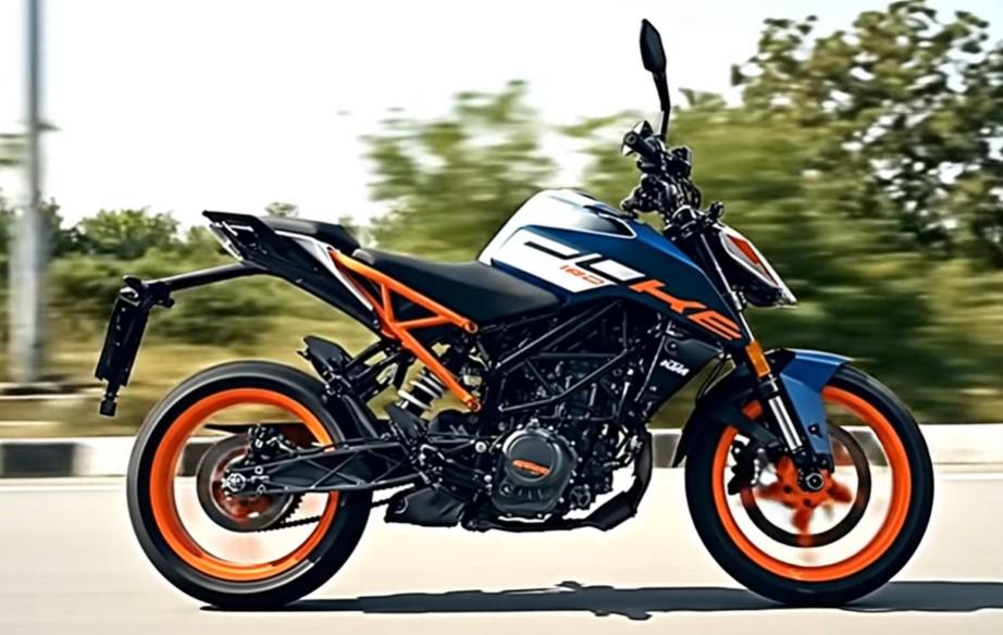 KTM RC 160 2025 
