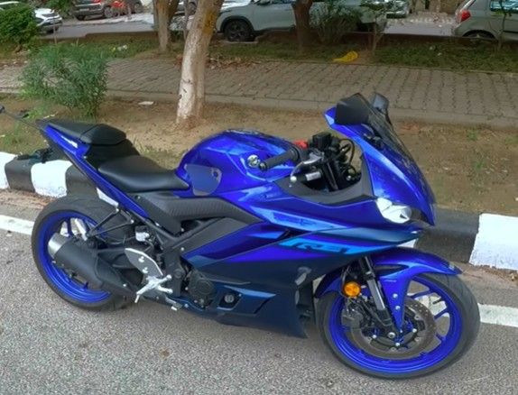 Yamaha YZF-R3 2025
