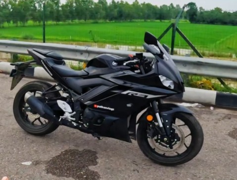 Yamaha YZF-R3 2025